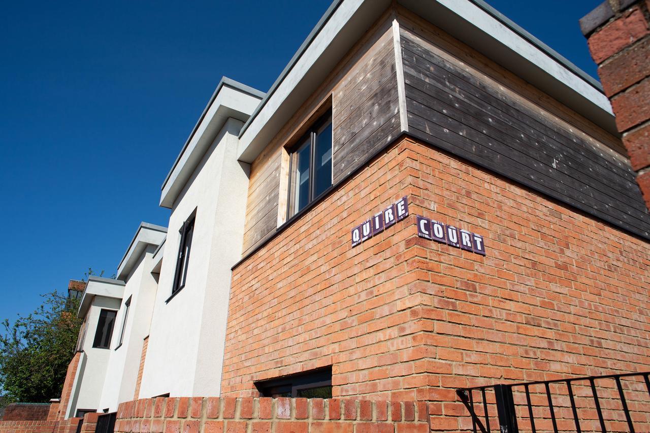 Quire Court Apartment Gloucester Exterior photo